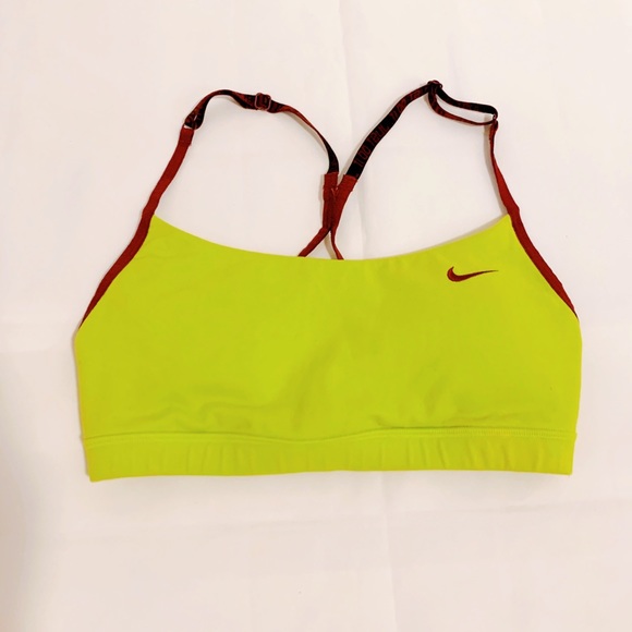 SOLD! Nike Low-Impact Sports Bra - sz M - Picture 2 of 3